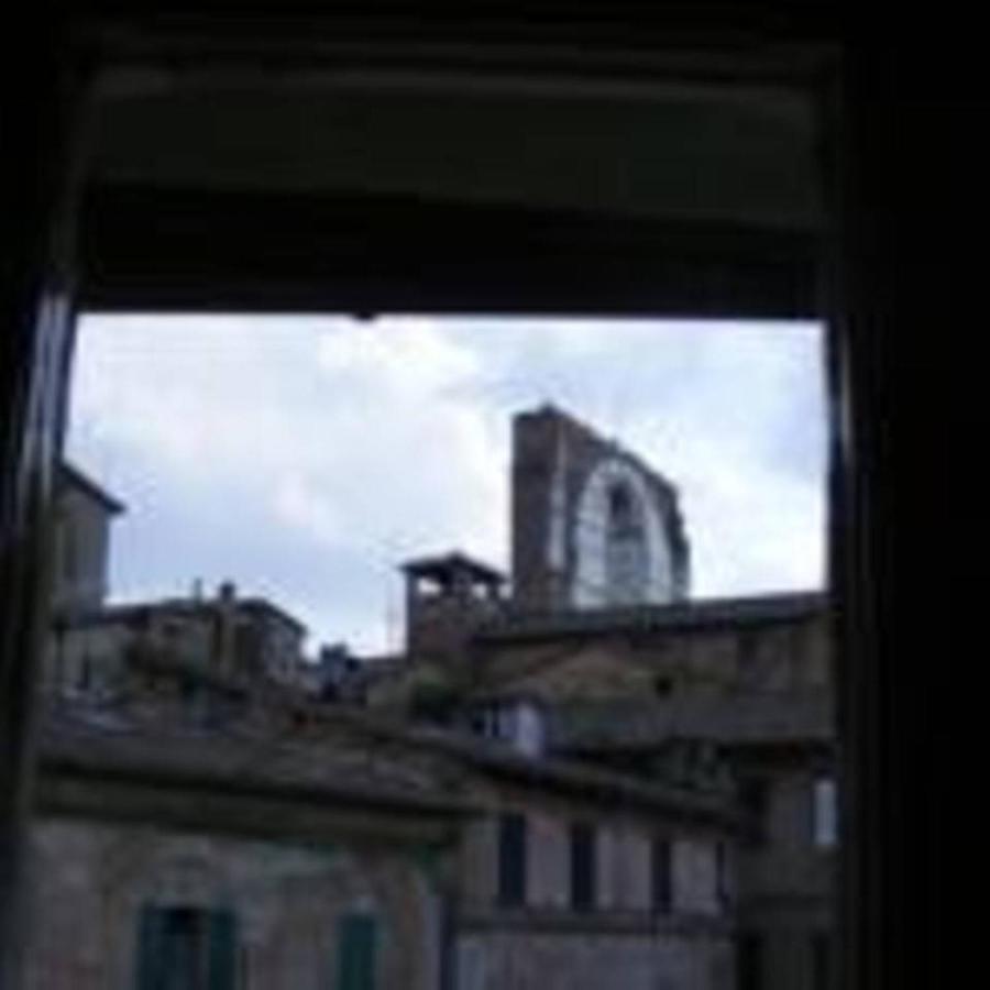 B&B Simonetta เซียนา ภายนอก รูปภาพ